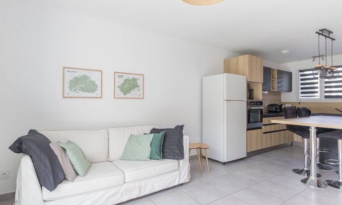 Savines-le-Lac House | Morgan Garden Lodge - Proche de la Rivière