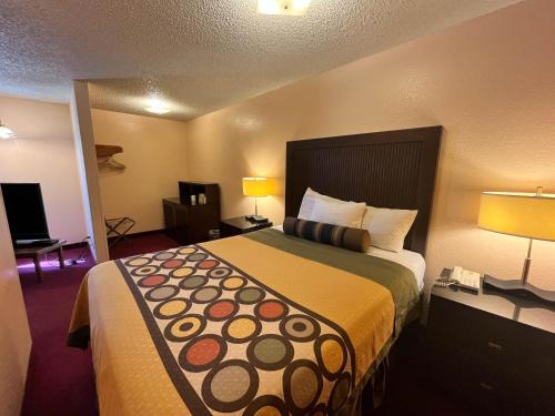 Deming Hotel | Motel 6 Deming, NM