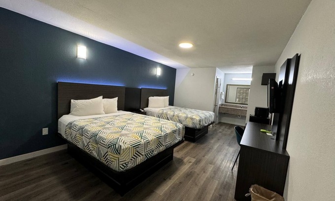 Greenwood Hotel | Motel 6 Greenwood, MS