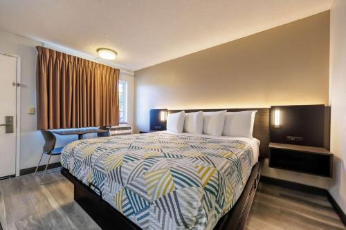 Lents Hotel | Motel 6 Portland OR Southeast