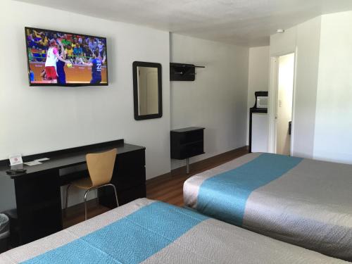 Prairie Du Chien Hotel | Motel 6-Prairie Du Chien, WI