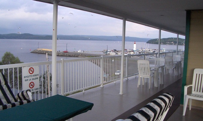 Cabano Hotel | Motel Royal