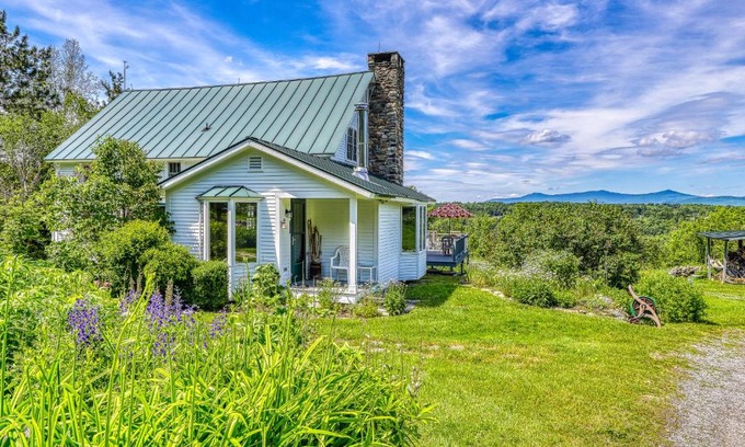 Mount Holly House | Mount Holly Home