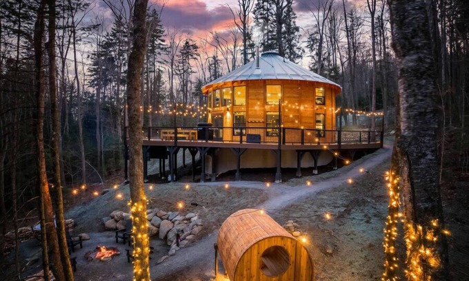 West Dover RV Rental | Mount Snow Yurt: Hot Tub~Wood Stove~WiFi~EVcharger