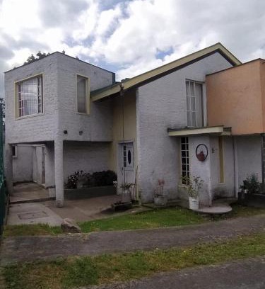 Cotogchoa Apartment | mountain art