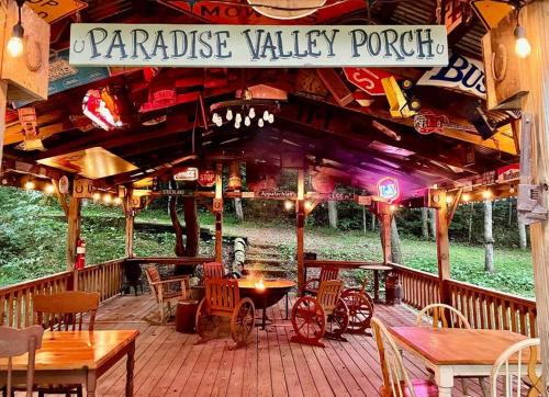 Helen House | Mountain Cabin in woods 3 minutes to Helen #13