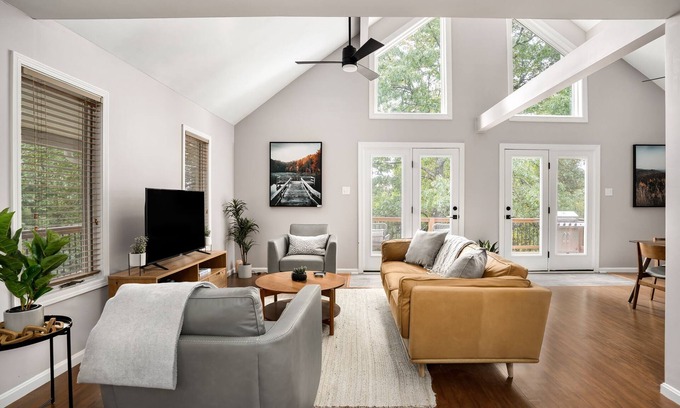 Linden Cabin | Mountain cabin near national park & wineries