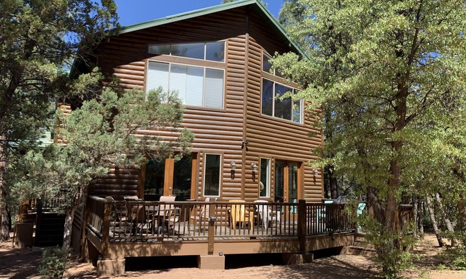 Payson Cabin | Mountain Cabin With Cool Temperatures, Great Views, And Modern Furnishings.