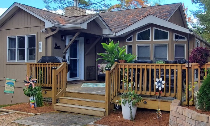 Pineola House | Mountain Home Just Minutes to Grandfather, Sugar and Beech Mountain!