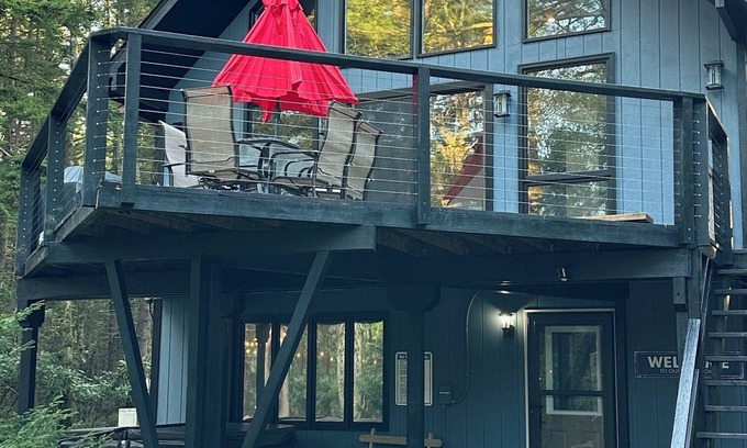 Lake Harmony Estates Cabin | Mountain Lake House Hot Tub Fire Pit Skiing Golf Pet Friendly