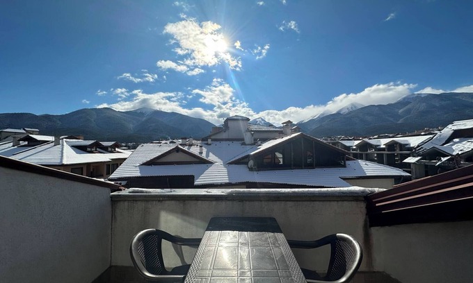Shiligarnika Apartment | Mountain Paradise 1 - Bright Mountain View Penthouse - Washer