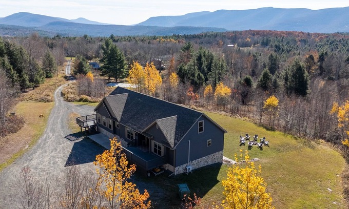 Jewett House | Mountain Paradise - Pickleball/Hot Tub/Games