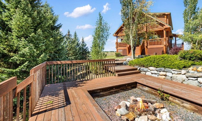Divide Cabin | Mountain & Pond Views, Hot Tub, Movie Theater