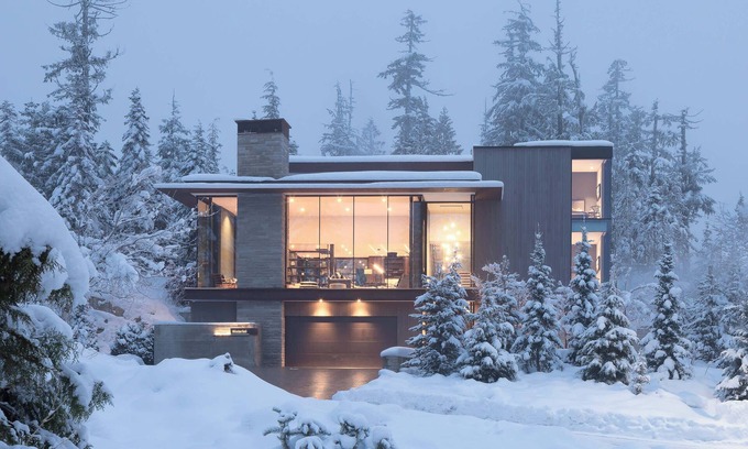 Whistler Creekside House | Mountain retreat w/ski-in access & hot tub