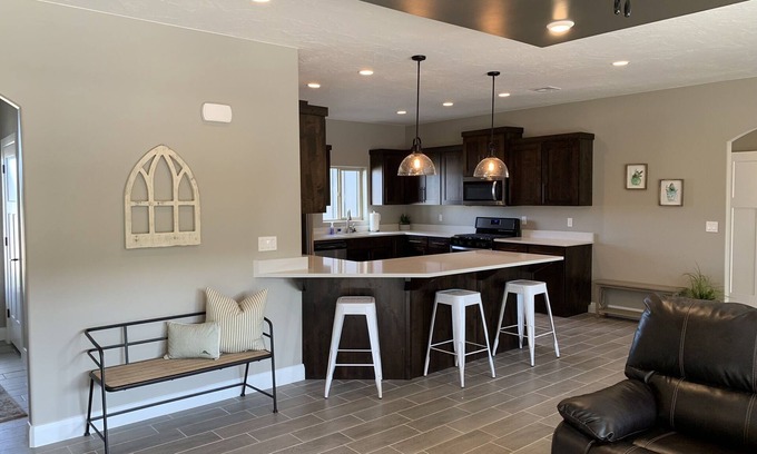 Panguitch House | Mountain Serenity - BRAND NEW HOME!