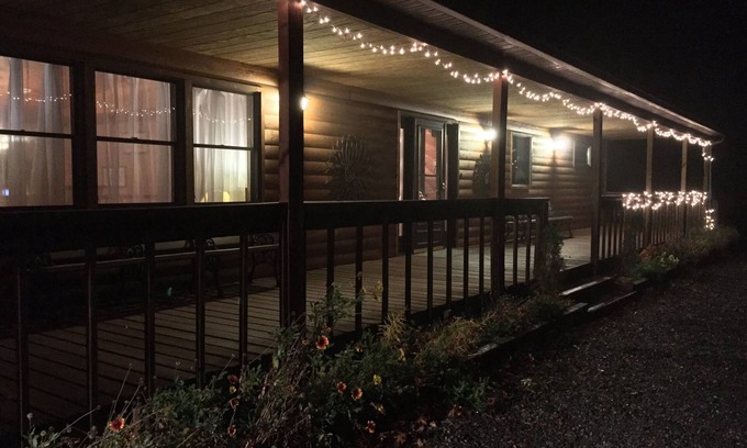 Huntingdon House | Mountain Top Getaway, Panoramic View!