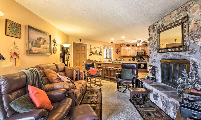 Angel Fire Condo | Mountain-View Angel Fire Condo: Walk to Skiing