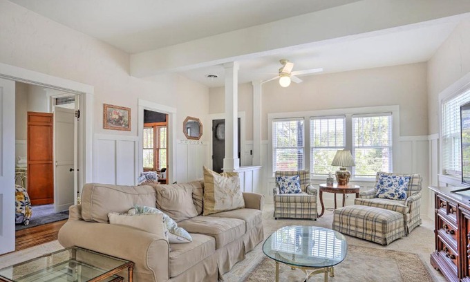 Deadwood House | Mountain-View Lead Home with Patio and Fire Pit!