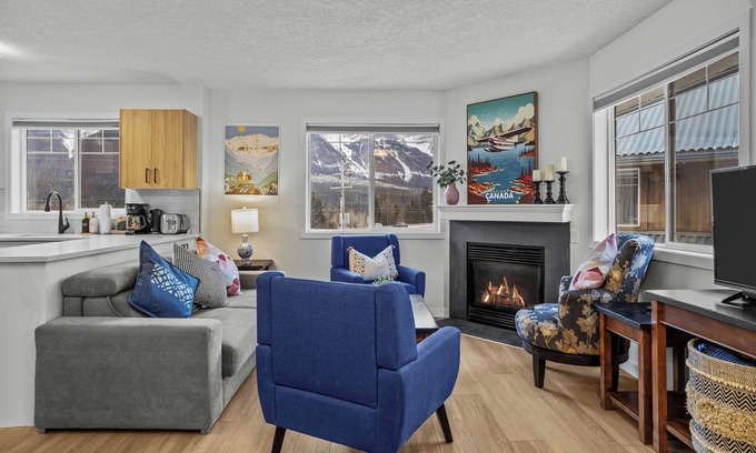 Harvie Heights House | Mountain View Oasis with Hot Tub at Banff National Park Gate