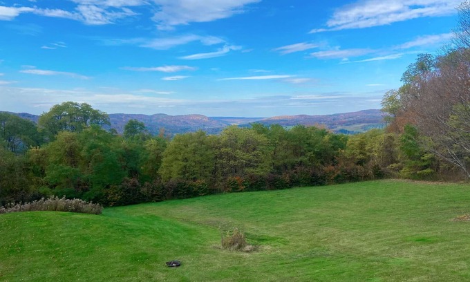 New Lebanon House | Mountain Views For Miles by Evergreen Home