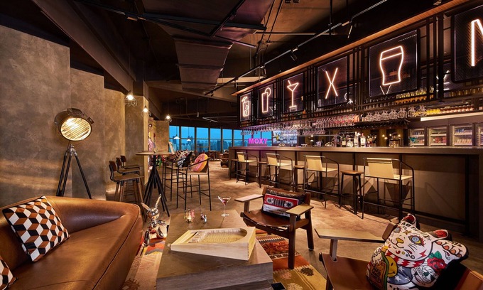 Wantiguan Hotel | Moxy Shanghai Xuhui