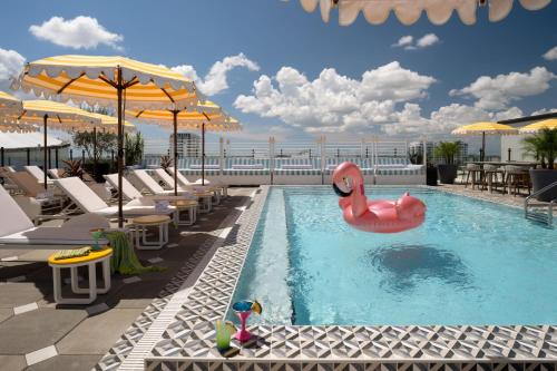 St. Petersburg - Clearwater Hotel | Moxy St. Petersburg Downtown