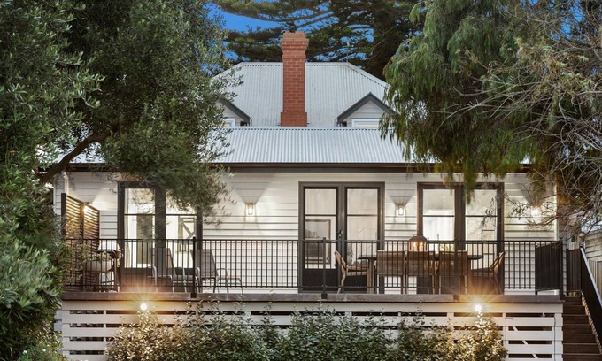 Port Fairy House | Moyne River View House