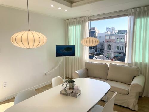 Daebong-dong Apartment | Moyo stay 모요스테이