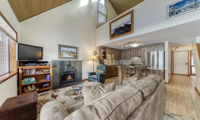 Overlook Park Apartment | Mt View 33 | Discover Sunriver