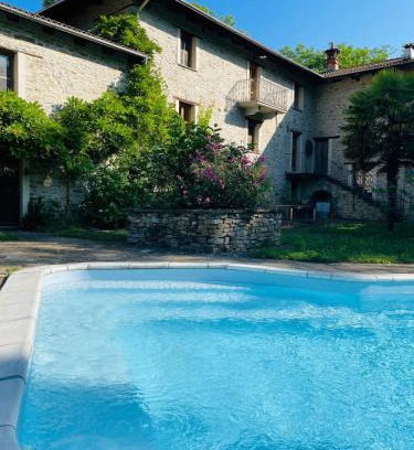 Levice Villa | Mulino Gorretta Langhe House with swimming pool