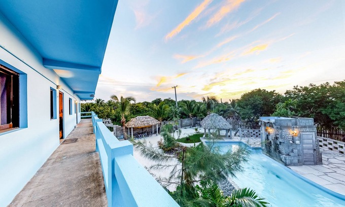Caye Caulker House | Multi-suite property w/private pool, rooftop, grill, kayaks, partial AC & WiFi