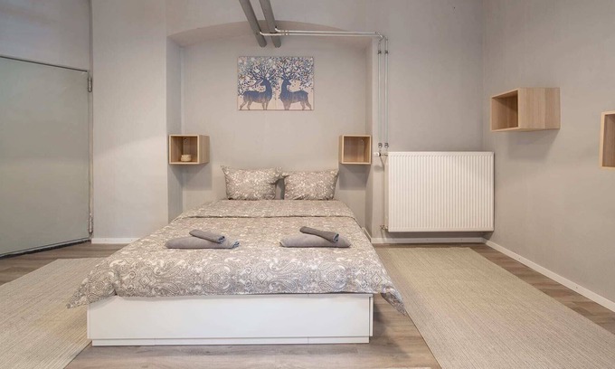 Ludwigsvorstadt Apartment | Munich City - Two BR Apartment with Great Kitchen