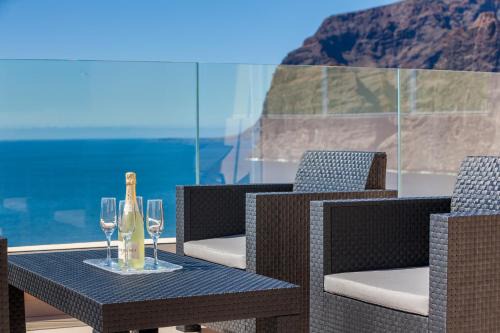 Los Gigantes Apartment | Muy Buenavista - Excellent view for Los Gigantes
