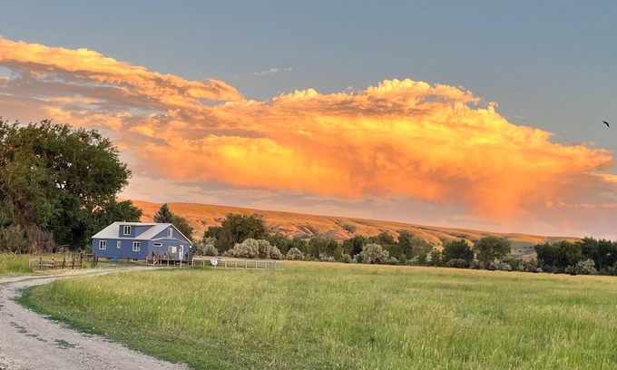 Edgar Other | My Father's House on the River 3 BD/2 Bath Farmhouse in Edgar, Montana