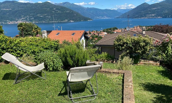 Brezzo di Bedero Apartment | My sweet balcony