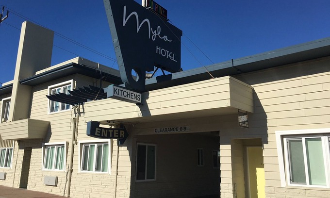 Daly City Hotel | Mylo Hotel