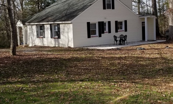 Lanexa House | Myrlon Cottage at Chestnut Grove