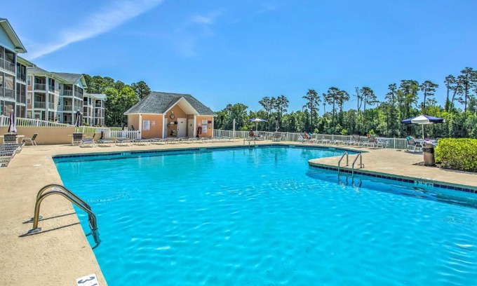 Carolina Forest Apartment | Myrtle Beach Condo with Community Amenities!
