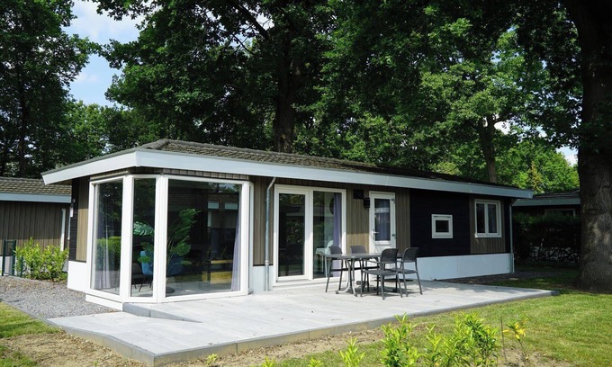 Susteren House | n/a