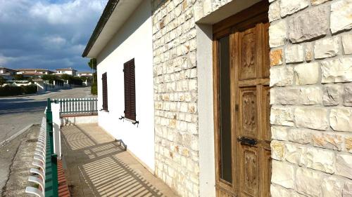 Villaggio Taunus Apartment | N192 - Numana, nuova villetta con portico