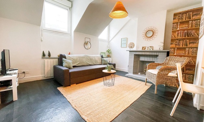 Secteur 2 Apartment | #N9 | Le Champo π| T3 close to the centre | 2 bedrooms