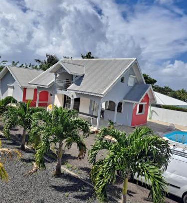 Sainte-Anne House | NAHEFLEURS