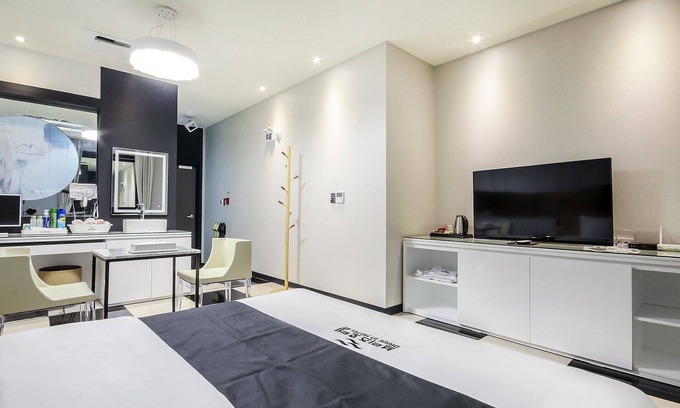 Naju Hotel | Naju Breeze Self Check-in Motel