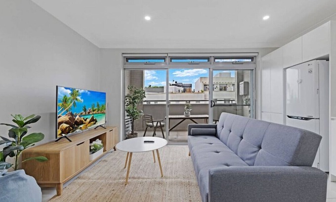 Alexandria Apartment | NALE011-9 · Aircabin|Alexandria|Stylish Extra Large|1 Bed Apt