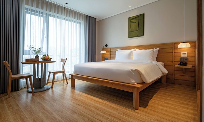 Hon Gai Apartment | Nam Dat Hotel by D'Lecia Ha Long