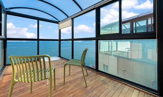 Namhae House | Namhae Himom kis spa Pension Black