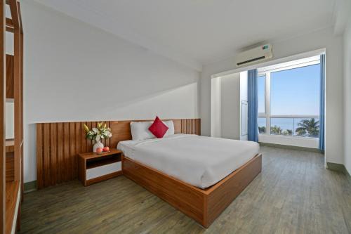 Tran Phu Beach Hotel | NAMI HOTEL Nha Trang