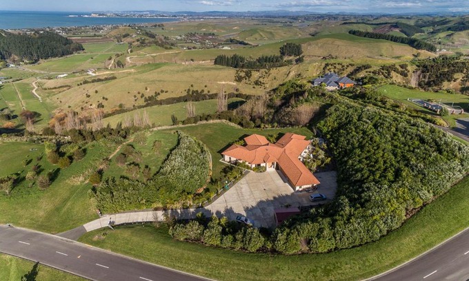 Eskdale Bed & Breakfast | Napier B&B - Tequila Sunrise