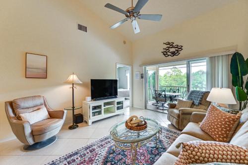 Ole Apartment | Naples Condo 10 Mi to Beach Pool and Hot Tub Access