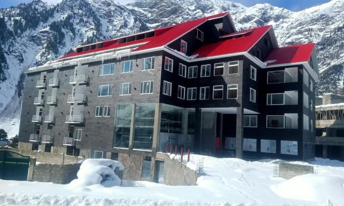 Kohistan Hotel | Naran Creek
